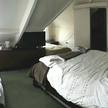 The Adelphi Bed & Breakfast Newcastle-upon-Tyne Exteriör bild