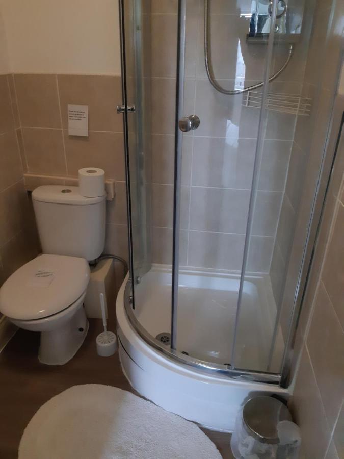 The Adelphi Bed & Breakfast Newcastle-upon-Tyne Exteriör bild