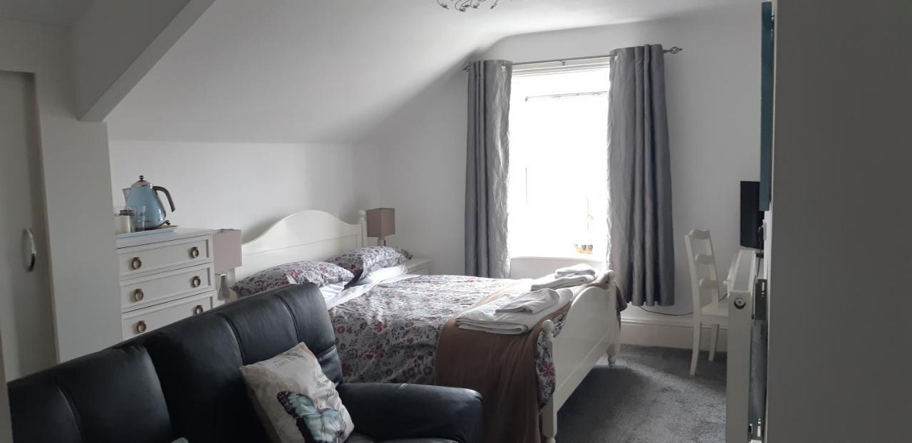 The Adelphi Bed & Breakfast Newcastle-upon-Tyne Exteriör bild